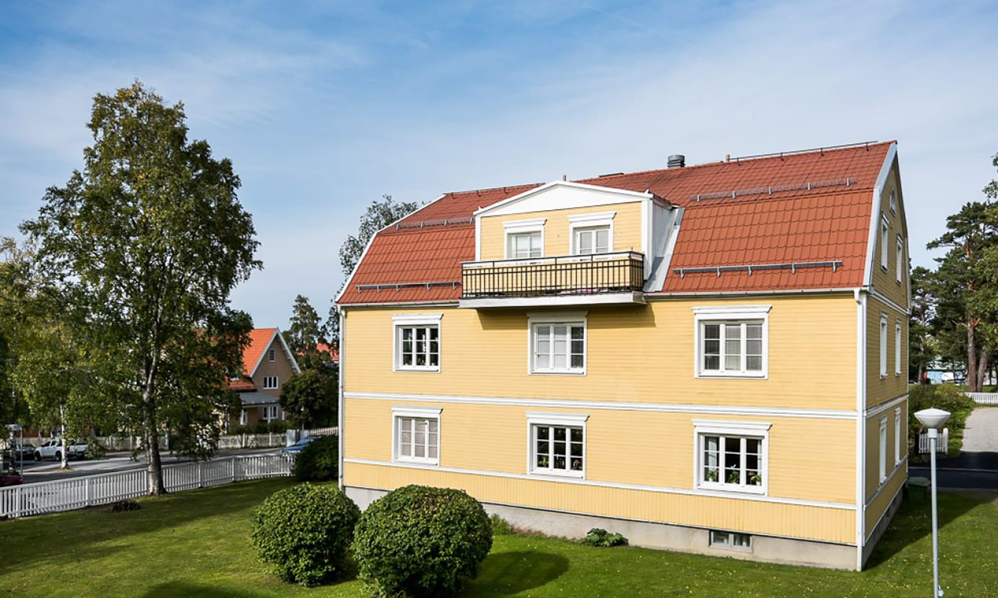 LEDIGA LÄGENHETER